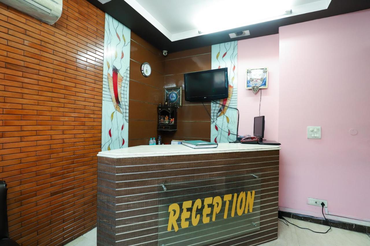 Hotel O J P Inn Near Patel Nagar Metro Station New Delhi Eksteriør billede