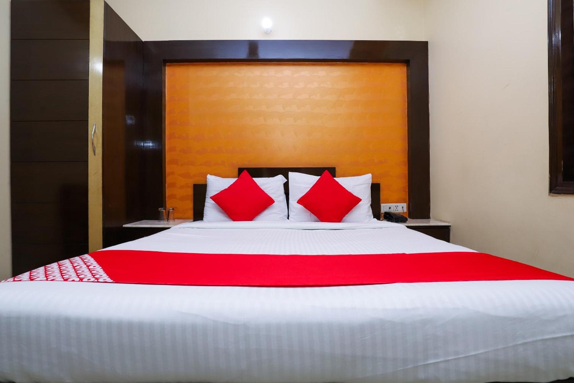 Hotel O J P Inn Near Patel Nagar Metro Station New Delhi Eksteriør billede